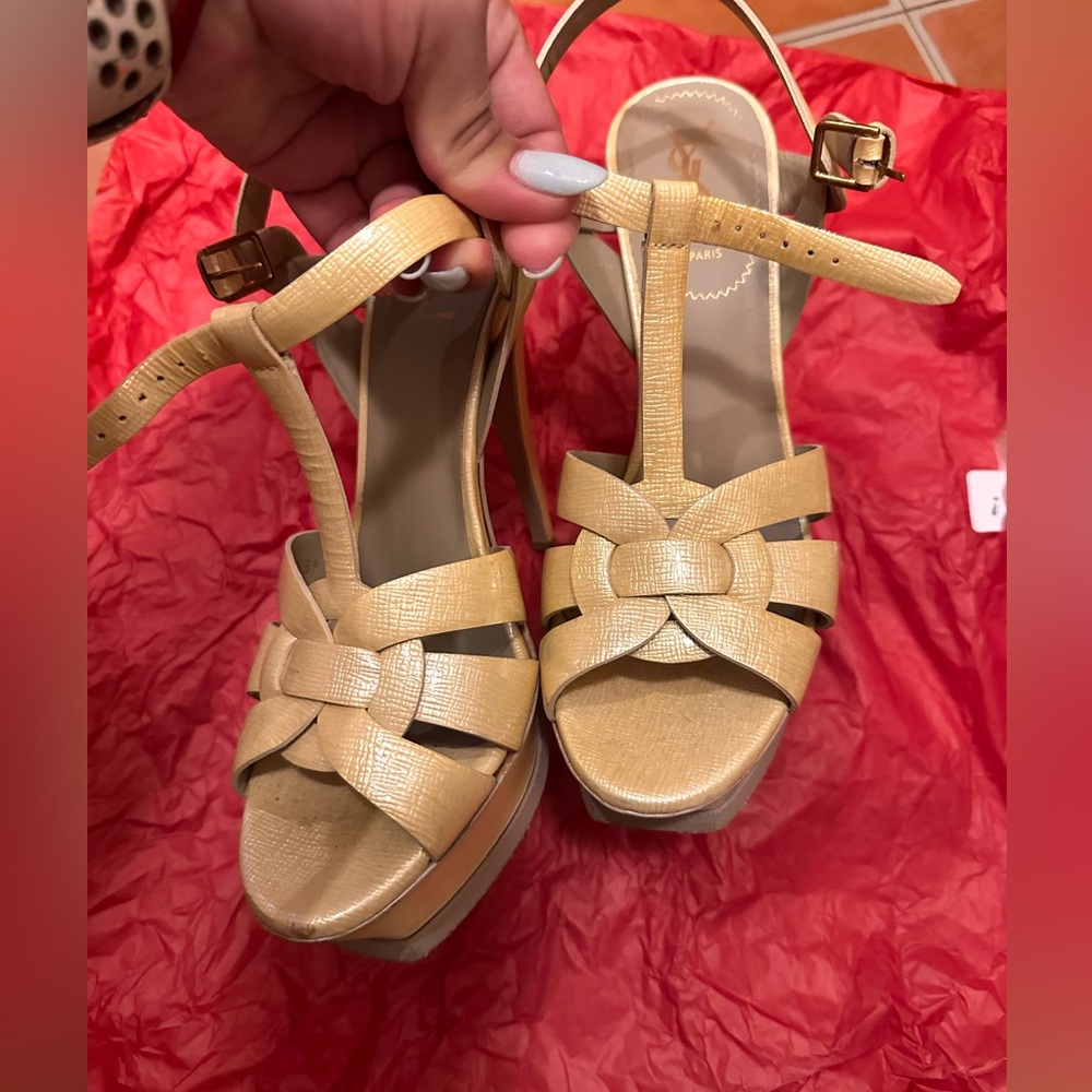 Saint Laurent hight heels on size 39 in good used condition